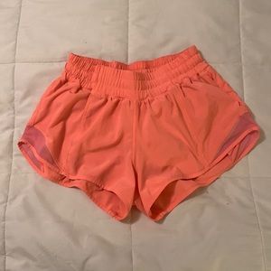 Lululemon Hotty Hot Shorts 2.5” size 4 neon pink/orange